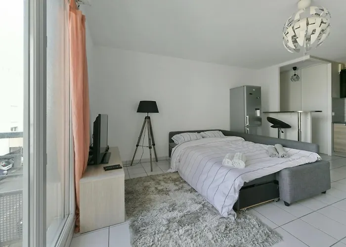 L'hortense - Wifi - Parking - Gare 公寓 *